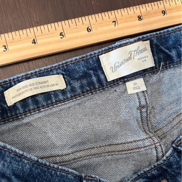 Universal Thread High Rise 90's Straight Leg Jeans - Picture 4 of 8